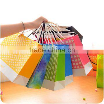 Q1111 Large Capacity Portable Cute Cartoon Gift Bag photo-3