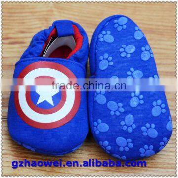 Captain America Shield Printed Baby Shoes photo-6