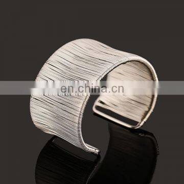 New Arrival Promotion Wide Cuff Open Cuff Ladies Bracelets Bangle for Gifts photo-2