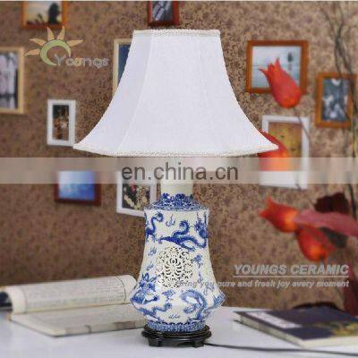 antique blue and white ceramic table lamp for hotel made in jingdezhen