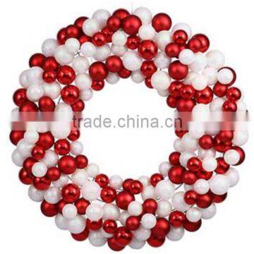 New style red white color ornament ball wreath for christmas