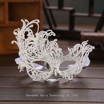 Luxury Feather Lace Masks - Sexy for Festive Parties & Halloween Bulk Decor