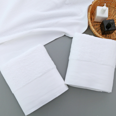 Полотенца для салона из терри с бортиком из хлопкового сатена