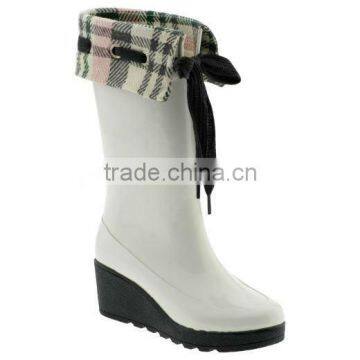 fashion rain boots 2012