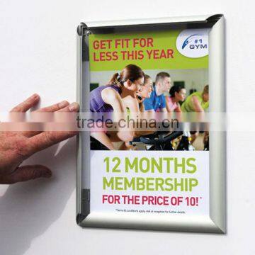 Wall mounted 25mm mitred corner snap poster frame