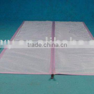 2011 DIY automatically magnetic closed mesh door