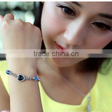 Cheap Price Heart Shaped Bracelet Pink Rhinestone Healthy Bracelet photo-3