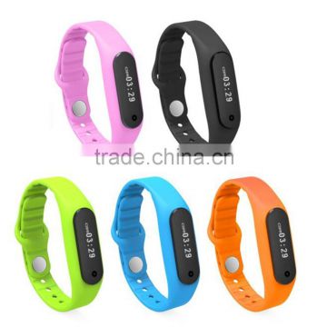 High-Quality Silicon Smart Wristband, Adjustable Silicon Bluetooth Wristband Pedometer