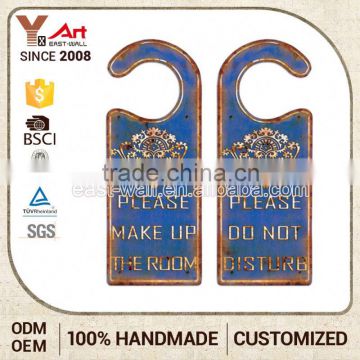 2016 hot sell art work craft iron sexy cabinet door hanger sign