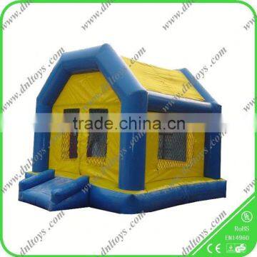Popular commercial inflatable bouncer castle
