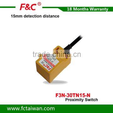 15mm detection distance 10-30VDC Front inductive NPN PNP Proximity Sensor Switch