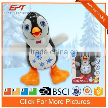 Cartoon battery operated plastic animal toy penguin with music