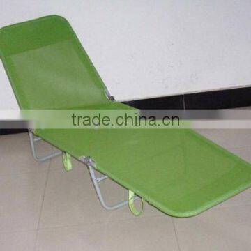 Cheap folding beach chair made in China