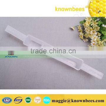 hot sale beekeeping equipments plastic bee feeder for bees