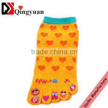 women anti-slip comfortable cotton colourful design five fingers ankle socks