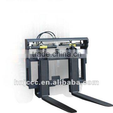 Hyundai forklift with attachment fork positioner