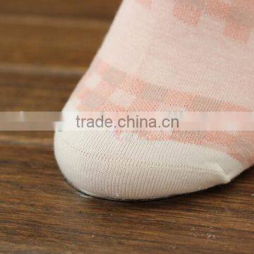 Ladies Floral Jacquard Socks With Small White Lace Bow Sweet and Elegant Style