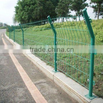 double wire mesh fence