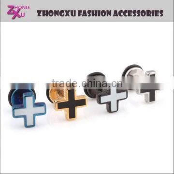 new custom high quality stainless steel popular cross stainless steel body piercing jewelry for ear