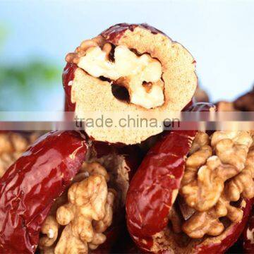healthy snack walnut jujube sandwiches