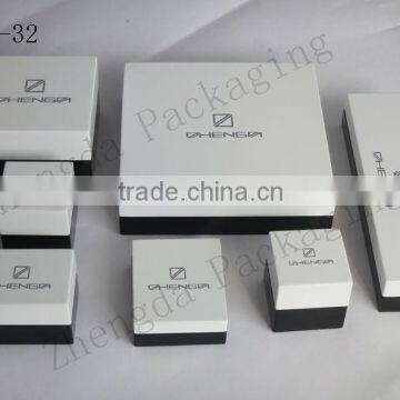 Hot Sale Customized Made-in-China Black Paper Jewelry Box photo-6