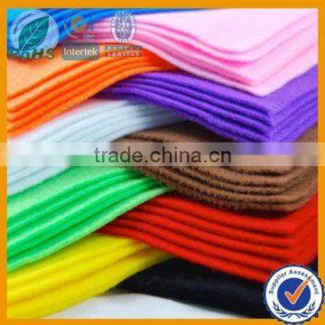 Nonwoven polyester felt