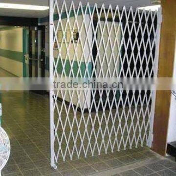 Safey Folding Steel Frame Adjustable Fence photo-3