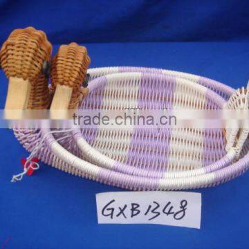 Plastic rattan storage basket 2013 newest animal shape basket