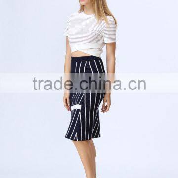2016 New Arrival White & Black Stripe Knited Crop and Skirt Co-ord Set