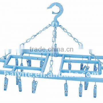 plastic clothes hanger with 32 clips