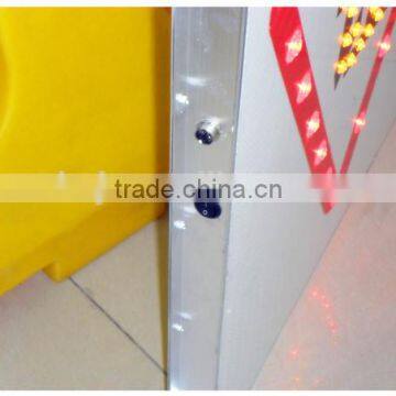 Customized Aluminum LED Solar Traffic Safety Warning Sign photo-3