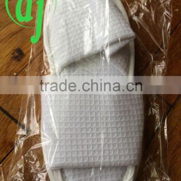 white comfortable of high and excellent quality disposable ladies hotel slipper /wedding slippers