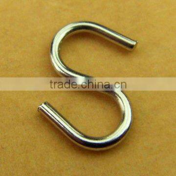 Fashion metal s hooks hardware