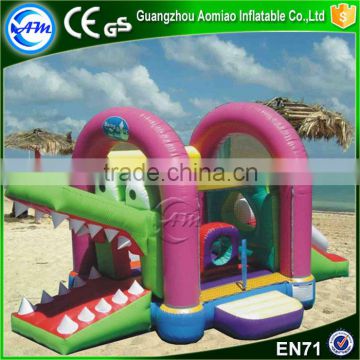 Discount mini bounce house crocodile bouncy castle for rental