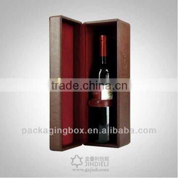 Wooden wine boxes/boxed wine/wine in a box