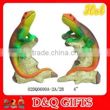 Resin lizard figurine