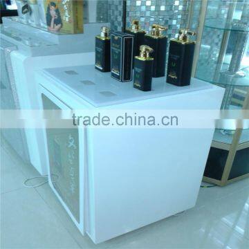 White Baking Finished Small Wooden Showcase photo-5