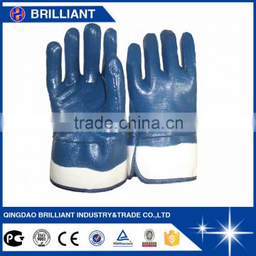 Heavy duty oil resistant blue nitrile working glove