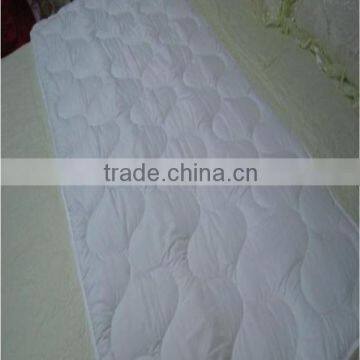 elegant and nice design polyester comforter