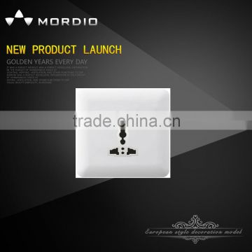 2016 Hot Design PC White 5 pin MF wall socket