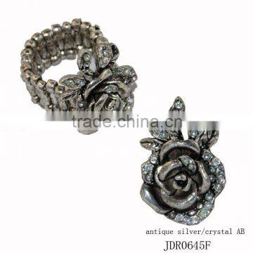 Rose flower w/leaves ring