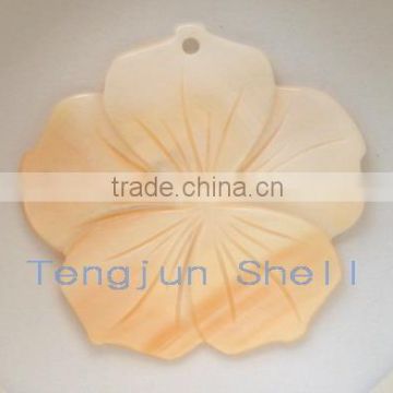 river shell carved flower mother of pearl pendant