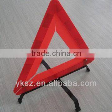 Safety reflective warning triangle with Emark