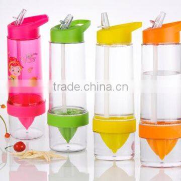 2016 Best Product 700ml BPA Free Fruit Infuser Bottle, Drink Bottle, Plastic Water Bottle