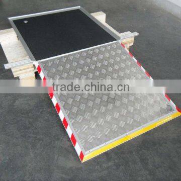 Manual Wheelchair Ramp for Bus