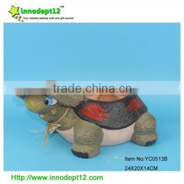 2015 hot selling Ceramic garden decoration flower pot, tortoise flower pot with straw hat