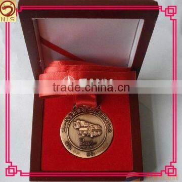 hottest custom velvet wooden plastic anniversary medal boxes