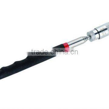 Packaged 5LB Telescopic Magnetic Pick Up Tool