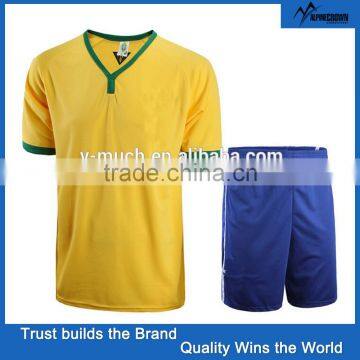 Wholesale customized 100% polyester high quality men soccer jersey football team sets