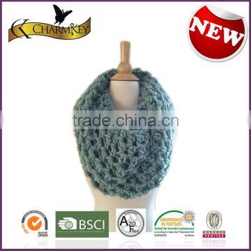 Charmkey Hot Sale Thick Knitting Yarn Acrylic Polyester Blended Yarn for Scarf Knitting photo-6